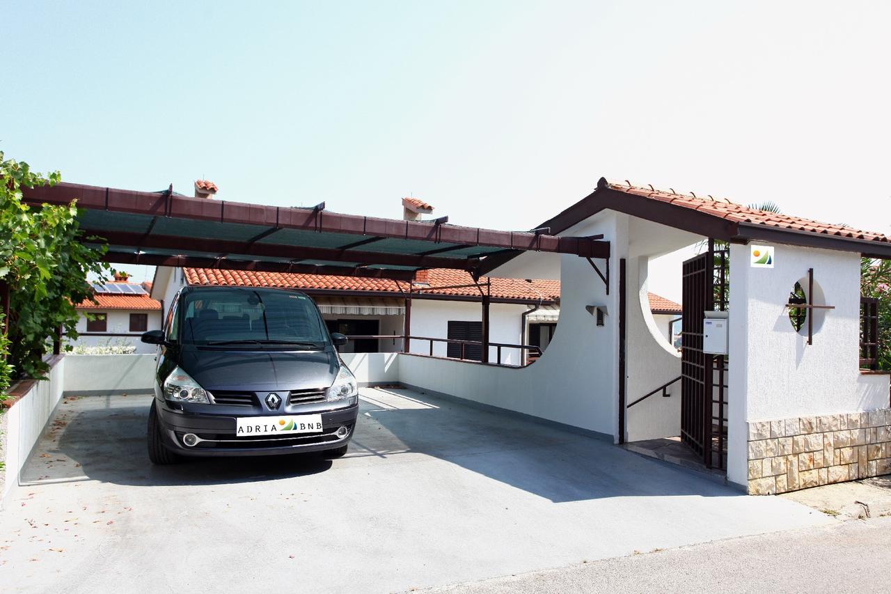 Spacious Izola Apartment Sl Exterior foto